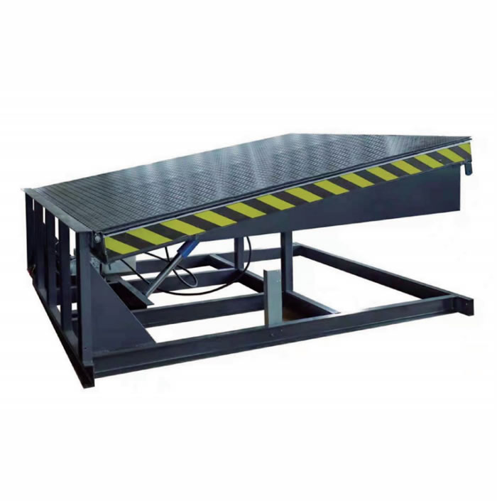 Telescopic loading and unloading platform